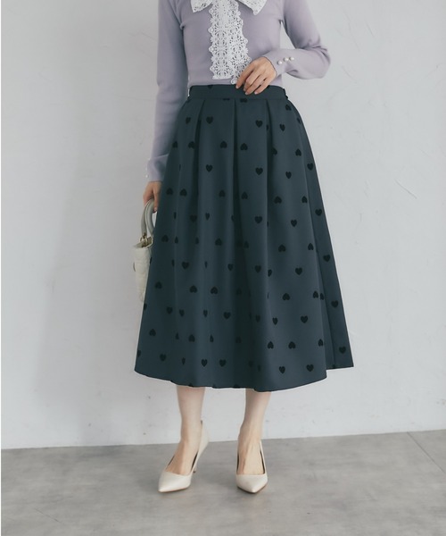 tocco closet(トッコ クローゼット)の「【ZOZO限定】ポケット付きフロッキーハートフレアスカート(スカート・レディース・グレー/ブラック・M)」の18枚目の写真
