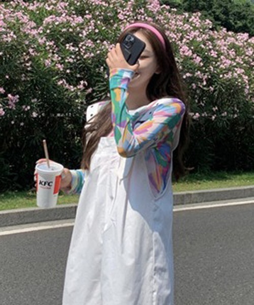 VIBGYOR Women(ヴィブジョー ウィメン)の「【Mayree】マルチ柄メッシュトップス(Tシャツ/カットソー・レディース・マルチ・FREE)」の1枚目の写真