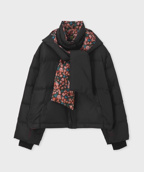 PS Paul Smith(ピーエスポールスミス)の「ウィメンズ "Tea Floral" ボンネットフード ショートダウン / 255351 JK355(ダウンジャケット/コート・レディース・ブラック・40)」の1枚目の写真