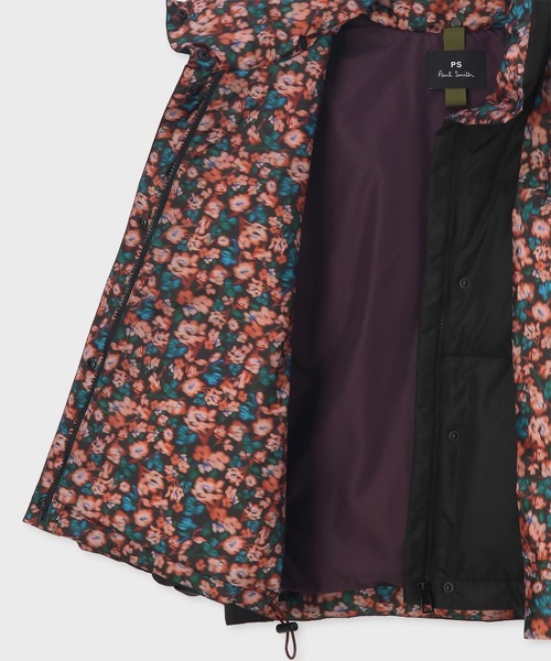 PS Paul Smith(ピーエスポールスミス)の「ウィメンズ "Tea Floral" ボンネットフード ショートダウン / 255351 JK355(ダウンジャケット/コート・レディース・ブラック・40)」の5枚目の写真