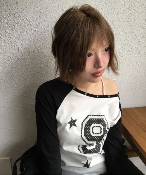 CHICKS(チックス)の「ナインスタ スタッズ ワンショルダー 配色 ロングスリーブ ベージュ(Tシャツ/カットソー・レディース・ベージュ・FREE)」の13枚目の写真