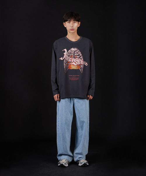 ASTRAL PROJECTION(アストラルプロジェクション)の「イナー スペース オーバーサイズ ロングスリーブ Tシャツ_チャコール(Tシャツ/カットソー・メンズ・その他・LARGE/MEDIUM/X-LARGE)」の6枚目の写真