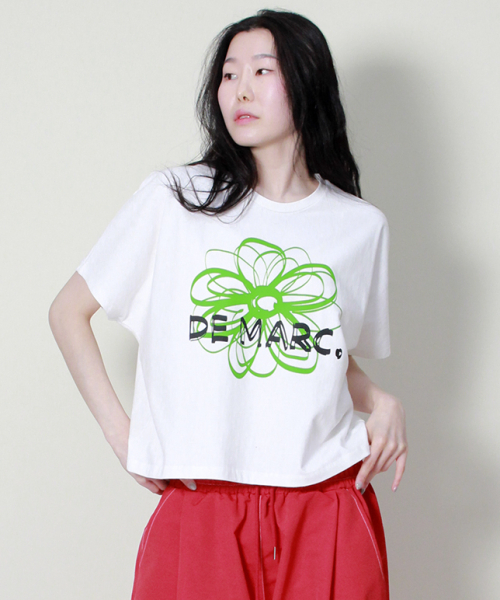 DEMARC（ドゥマーク）の「フレンチスリーブドマークフラワーセミクロップ半袖Tシャツアイボリーグリーン（Tシャツ/カットソー・レディース・その他・LARGE/MEDIUM）」の5枚目の写真