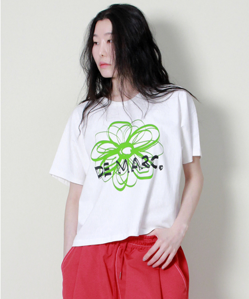 DEMARC（ドゥマーク）の「フレンチスリーブドマークフラワーセミクロップ半袖Tシャツアイボリーグリーン（Tシャツ/カットソー・レディース・その他・LARGE/MEDIUM）」の8枚目の写真