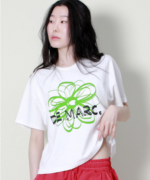 DEMARC（ドゥマーク）の「フレンチスリーブドマークフラワーセミクロップ半袖Tシャツアイボリーグリーン（Tシャツ/カットソー・レディース・その他・LARGE/MEDIUM）」の9枚目の写真