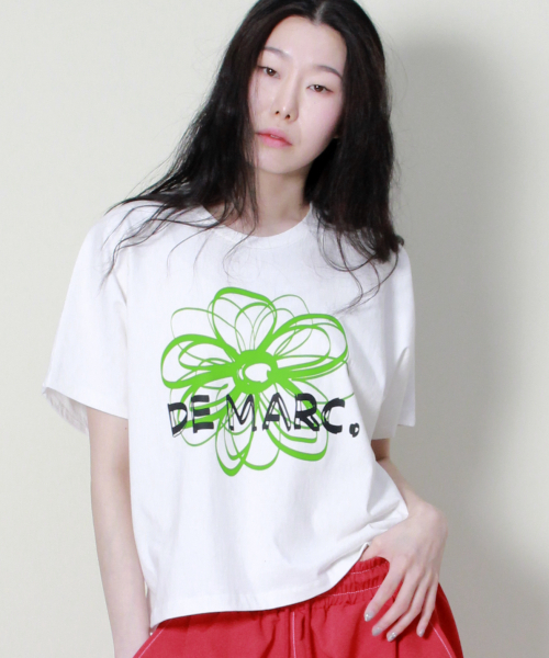 DEMARC（ドゥマーク）の「フレンチスリーブドマークフラワーセミクロップ半袖Tシャツアイボリーグリーン（Tシャツ/カットソー・レディース・その他・LARGE/MEDIUM）」の10枚目の写真