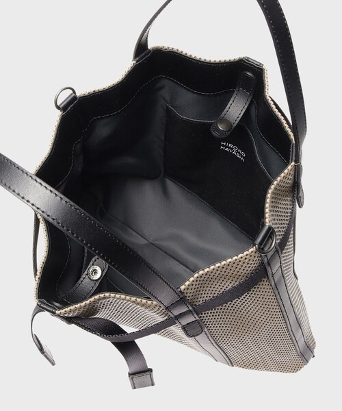 HIROKO HAYASHI(ヒロコハヤシ)の「PANIER(パニエ)2wayショルダーバッグ(ショルダーバッグ・レディース・ブラック/ベージュ系4/オフホワイト・00)」の22枚目の写真