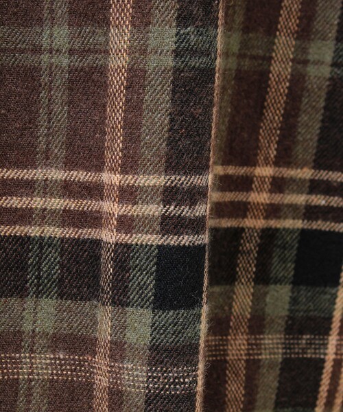 GLOSTER（グロスター）の「【BOY ASTLAD刺繍】 フラップポケット ボタンダウンネルシャツ（シャツ/ブラウス・メンズ・レッド系その他/ブルー系その他6/ブラウン系その他・S/M/L）」の4枚目の写真