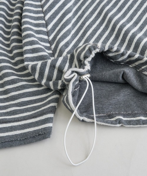 EPNK（イーピーエヌケー）の「Bias border long tee / バイアスボーダーロンT（Tシャツ/カットソー・メンズ・グレー・LARGE/MEDIUM）」の5枚目の写真