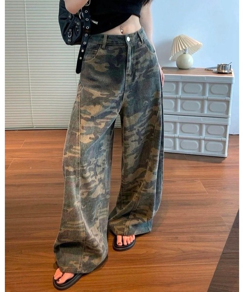 inst.ALL(インストール)の「迷彩柄ワイドルーズパンツ(その他パンツ・レディース・カーキ・S/M/L)」の3枚目の写真
