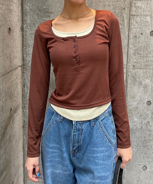 ROGER AND RAW(ロジャーアンドロウ)の「配色ヘンリーネックレイヤードトップス(Tシャツ/カットソー・レディース・カーキ/ブラウン/ブラック・FREE)」の15枚目の写真