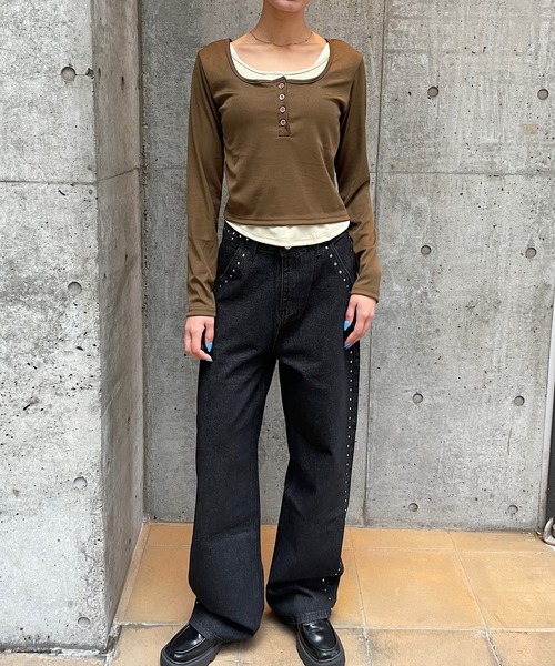 ROGER AND RAW(ロジャーアンドロウ)の「配色ヘンリーネックレイヤードトップス(Tシャツ/カットソー・レディース・カーキ/ブラウン/ブラック・FREE)」の10枚目の写真