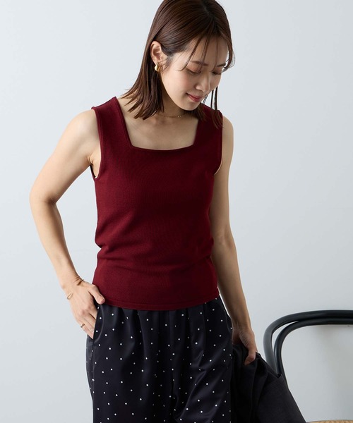 Aunely（オーネリー）の「【Aunely】クールタッチ デコルテ タンクトップ / 接触冷感 ＜YOSOOIシリーズ＞（タンクトップ・レディース・ブラウン/ブラック×ホワイト/ブラック/グレイッシュベージュ/アイボリー/チャコールグレー/ライトグレー/ボルドー/イエロー/ライトブルー・M/L）」の15枚目の写真