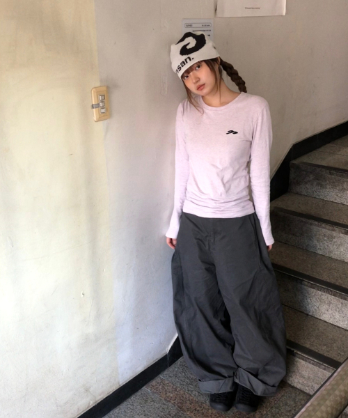 TANSANMAGNESIUM（タンサン マグネシウム）の「ジャカード混ロゴビーニー（アイボリー）（ニットキャップ/ビーニー・レディース・その他・O/S）」の2枚目の写真