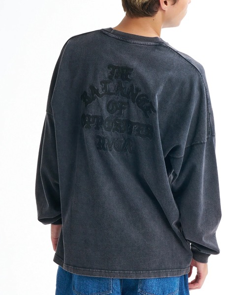 RVCA(ルーカ)の「RVCA メンズ TONE TONE OE LT ロンT 【2026年春夏モデル】/ルーカバックプリント長袖ロンT(Tシャツ/カットソー・メンズ・ホワイト/ブラック/ブラック系その他/グリーン系その他・SMALL/MEDIUM/X-LARGE/LARGE)」の20枚目の写真