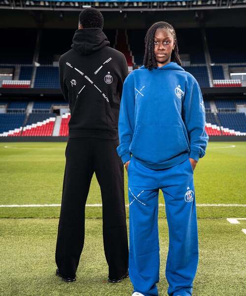 Paris Saint-Germain / パリ・サン＝ジェルマン】PSG X XO HOODIE