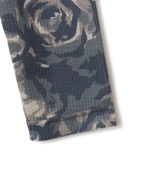atmos pink(アトモスピンク)の「atmos pink Rose Camouflage LS T-shirt / アトモスピンク ローズ カモフラージュ LS T-シャツ(Tシャツ/カットソー・レディース・ピンク/カーキ・FREE)」の13枚目の写真