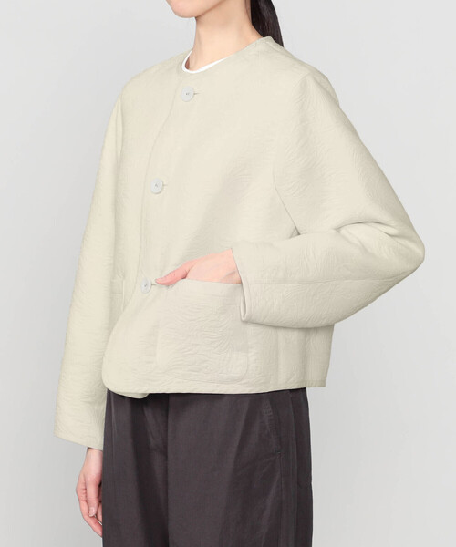 ORCIVAL(オーシバル)の「ORCIVAL | コットンポリジャカード ラウンドネックジャケット WOMEN(ノーカラージャケット・レディース・オフホワイト/ブラック・1)」の16枚目の写真