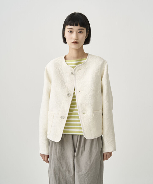 ORCIVAL(オーシバル)の「ORCIVAL | コットンポリジャカード ラウンドネックジャケット WOMEN(ノーカラージャケット・レディース・オフホワイト/ブラック・1)」の18枚目の写真