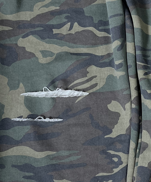 SK8ER ROCK(スケーターロック)の「Cut Off Camouflage Sweat Wide Pants ((khaki))(スウェットパンツ・レディース・その他・LARGE/MEDIUM)」の3枚目の写真