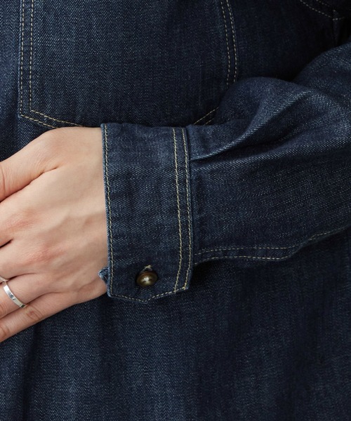EDWIN（エドウィン）の「EDWIN エドウィン ビッグシルエット デニムシャツ（シャツ/ブラウス・レディース・ブルー/ダークインディゴブルー・LARGE/MEDIUM）」の18枚目の写真