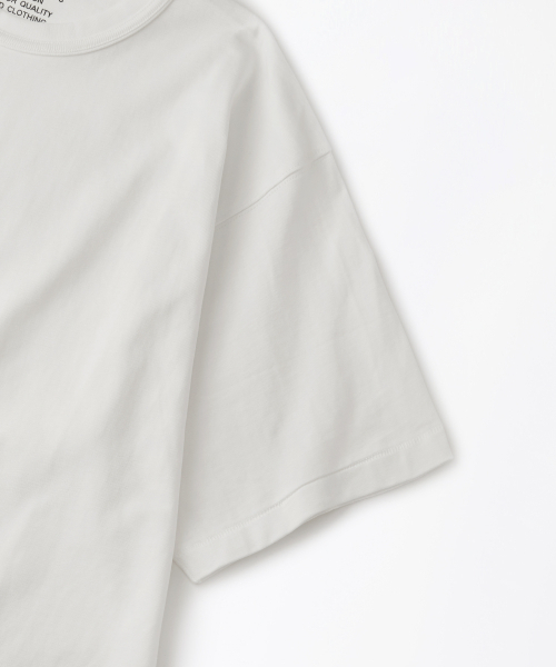 OUTSTANDING(アウトスタンディング)の「BASIC CREW NECK T-SHIRT_OFF WHITE(Tシャツ/カットソー・メンズ・その他・SMALL/MEDIUM/LARGE)」の4枚目の写真