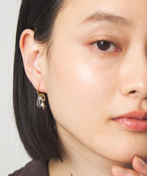 green label relaxing（グリーンレーベルリラクシング）の「4WAY パーツミックス フープ イヤリング（イヤリング・レディース・シルバー/ゴールド・FREE）」の4枚目の写真