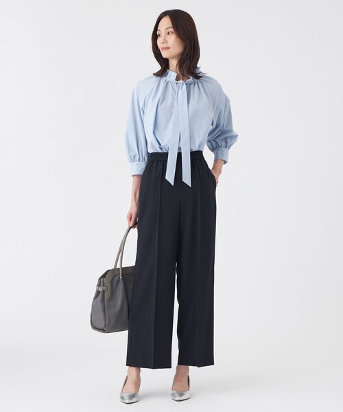 TRANS WORK(トランスワーク)の「【吸水速乾・ウォッシャブル】Reflaxキャンバスパンツ(その他パンツ・レディース・ベージュ/ネイビー・40/38)」の3枚目の写真