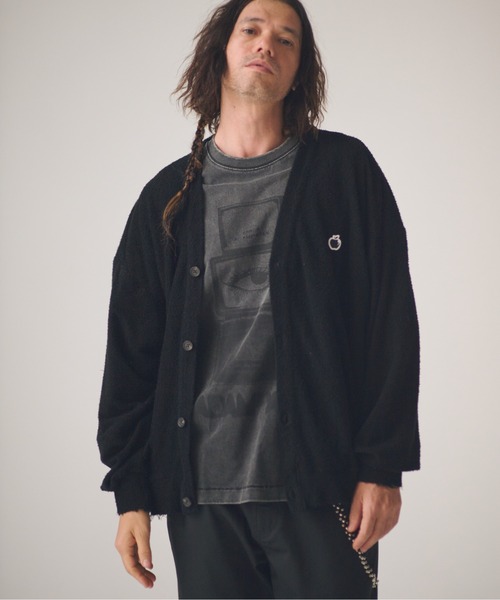 ADAM PATEK(アダムパテック)の「ADAMPATEK/washed cotton pile raw-edge cardigan/パイルカーディガン(カーディガン/ボレロ・メンズ・ブラック/アイボリー・2/1)」の2枚目の写真