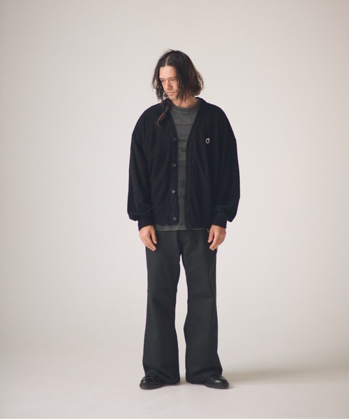 ADAM PATEK(アダムパテック)の「ADAMPATEK/washed cotton pile raw-edge cardigan/パイルカーディガン(カーディガン/ボレロ・メンズ・ブラック/アイボリー・2/1)」の7枚目の写真