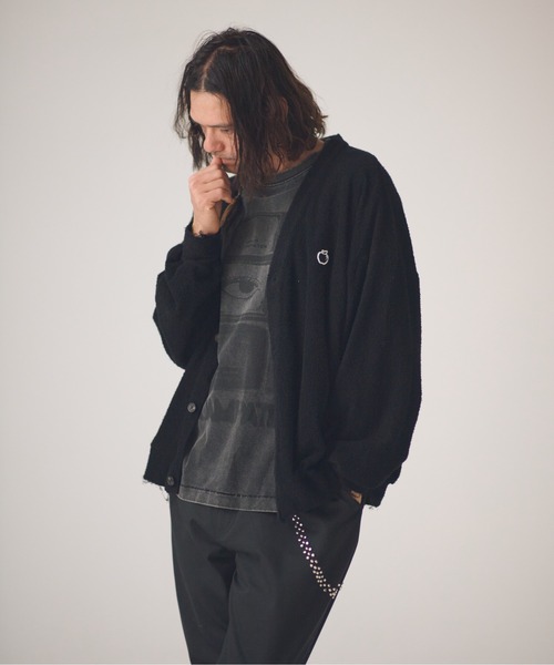 ADAM PATEK(アダムパテック)の「ADAMPATEK/washed cotton pile raw-edge cardigan/パイルカーディガン(カーディガン/ボレロ・メンズ・ブラック/アイボリー・2/1)」の22枚目の写真