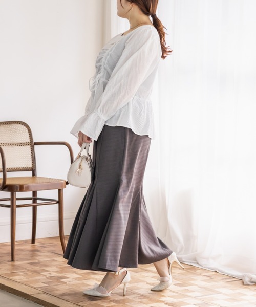 CLETTE(クレット)の「CLETTEオリジナルスクエアネックシャーリングブラウス(シャツ/ブラウス・レディース・ブラック/オフホワイト/ブルー・4L/3L/LL)」の6枚目の写真