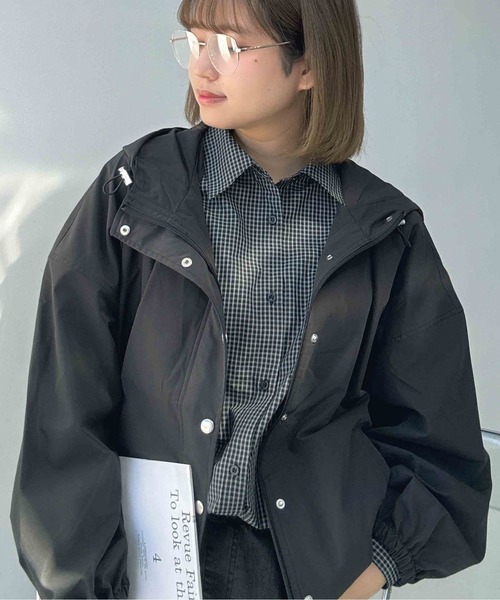 AS KNOW AS plus(アズノゥアズプラス)の「〇【撥水・UVカット】軽量マウンテンパーカー(マウンテンパーカー・レディース・オリーブ/ブラック/ベージュ・FREE)」の2枚目の写真