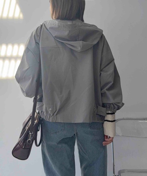 AS KNOW AS plus(アズノゥアズプラス)の「〇【撥水・UVカット】軽量マウンテンパーカー(マウンテンパーカー・レディース・オリーブ/ブラック/ベージュ・FREE)」の7枚目の写真