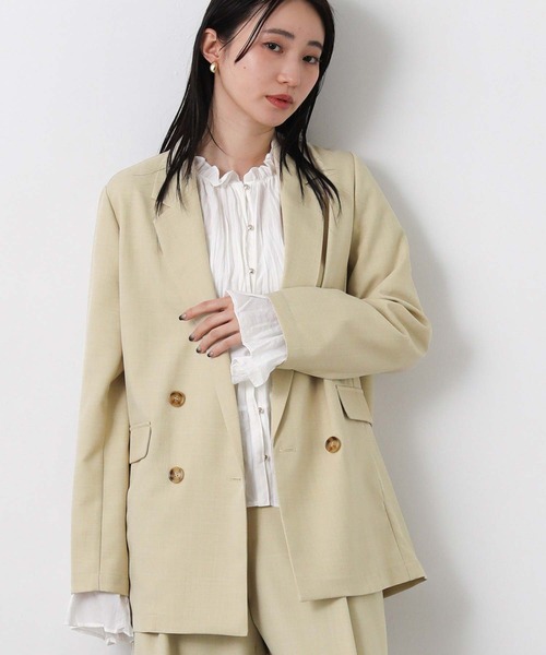 Gready Brilliant(グレディブリリアン)の「クリアトロテーラーWジャケット(テーラードジャケット・レディース・ライトグレー/ライトベージュ・FREE)」の2枚目の写真