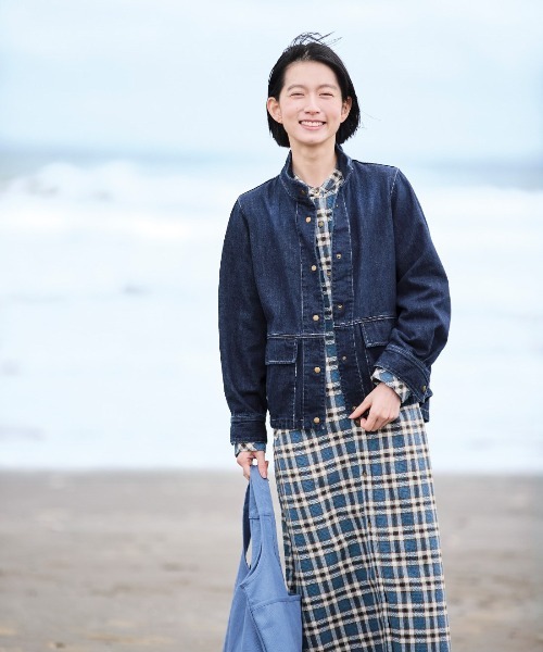 Sunny clouds(サニークラウズ)の「サニークラウズ ざっくり織りのチェックワンピース〈レディース〉(ワンピース・レディース・ブルー系その他・M/L/LL/3L/MP)」の7枚目の写真