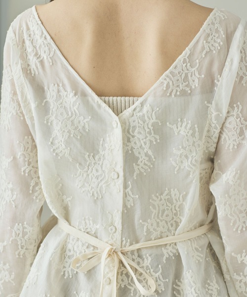 Curensology(カレンソロジー)の「Curensology(カレンソロジー)/レース2WAYギャザーブラウス(シャツ/ブラウス・レディース・ブラック/アイボリー・FREE)」の20枚目の写真