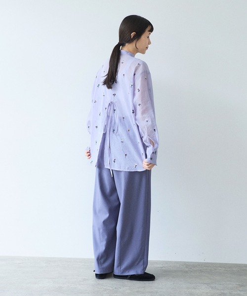 yuni(ユニ )の「Cotton/Nylon sheer floral刺繍moe sleeves シャツ(シャツ/ブラウス・レディース・パープル/ベージュ/グレー・FREE)」の8枚目の写真