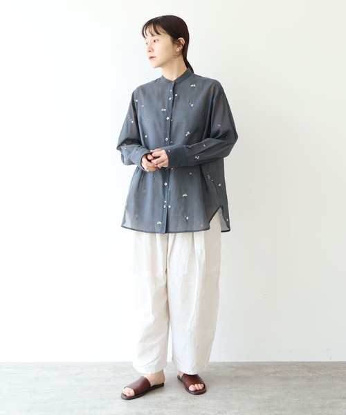 yuni(ユニ )の「Cotton/Nylon sheer floral刺繍moe sleeves シャツ(シャツ/ブラウス・レディース・パープル/ベージュ/グレー・FREE)」の20枚目の写真