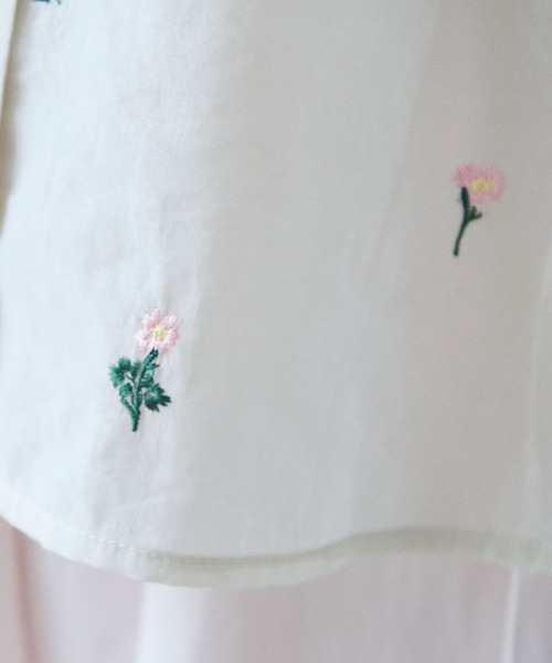 yuni(ユニ )の「Cotton/Nylon sheer floral刺繍moe sleeves シャツ(シャツ/ブラウス・レディース・パープル/ベージュ/グレー・FREE)」の15枚目の写真