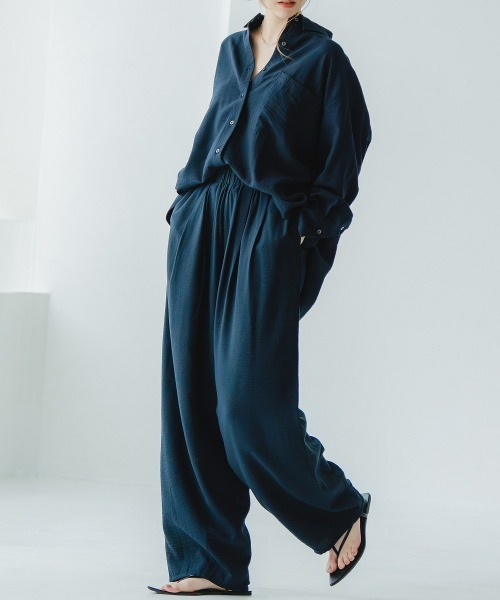 Maison INNESS(メゾンアイネス)の「【ZOZO限定】ニュアンスエアリードビーセットアップ(接触冷感・UVカット)(セットアップ・レディース・ネイビー・LL/L/M/S/3L)」の9枚目の写真