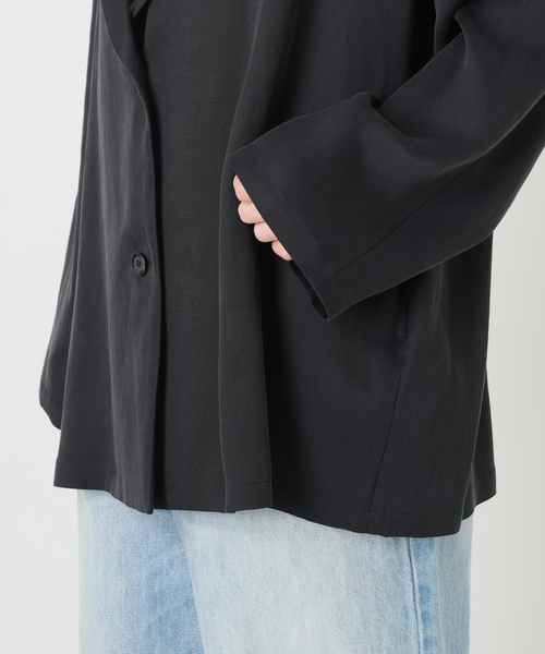plage（プラージュ）の「fibril linen混 relax ジャケット（テーラードジャケット・レディース・ブラック/ベージュ・38/36）」の5枚目の写真