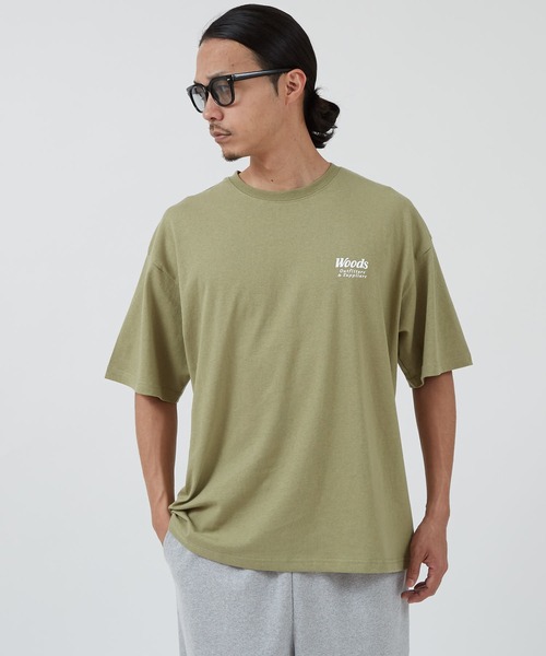 Woods（ウッズ）の「【WOODS】別注 プリント 半袖Tシャツ（Tシャツ/カットソー・メンズ・ライトグレー系1/ホワイト系/ブラック/ライトグレー/ホワイト/ブラック系1/カーキ系/ブラック系/ホワイト系1・X-LARGE/LARGE/MEDIUM/SMALL）」の16枚目の写真