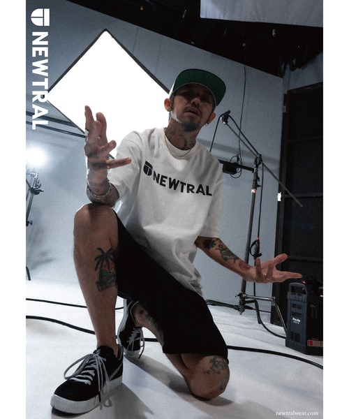 NEWTRAL(ニュートラル)の「NEWTRAL/ニュートラル 半袖 Tシャツ ロゴ NT2253034(Tシャツ/カットソー・メンズ・ホワイト/ブラック・M/L/XL)」の8枚目の写真