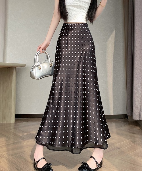 Diosfront（ディオスフロント）の「レイヤード風サテンドット柄マーメイドスカート（スカート・レディース・ブラック/ベージュ・S/M/L）」の7枚目の写真