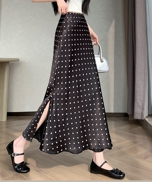 Diosfront（ディオスフロント）の「レイヤード風サテンドット柄マーメイドスカート（スカート・レディース・ブラック/ベージュ・S/M/L）」の3枚目の写真