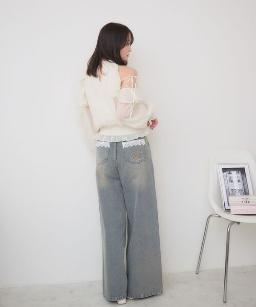 ems excite(エムズエキサイト)の「アメスリフリルBL(シャツ/ブラウス・レディース・チャコールグレー/ブラック/ナチュラル/ピンク・FREE)」の9枚目の写真