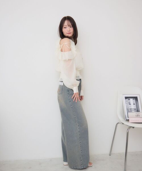 ems excite(エムズエキサイト)の「アメスリフリルBL(シャツ/ブラウス・レディース・チャコールグレー/ブラック/ナチュラル/ピンク・FREE)」の10枚目の写真