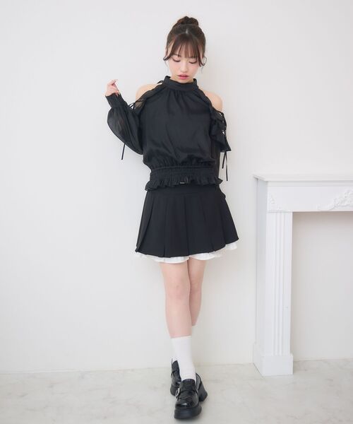 ems excite(エムズエキサイト)の「アメスリフリルBL(シャツ/ブラウス・レディース・チャコールグレー/ブラック/ナチュラル/ピンク・FREE)」の15枚目の写真