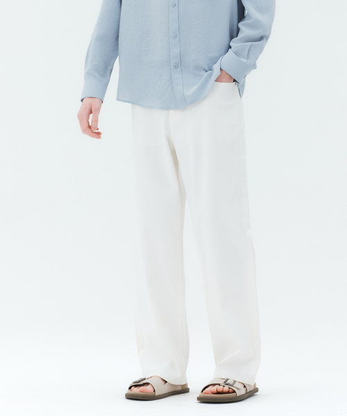 MINDBRIDGE(マインドブリッジ)の「ワイドホワイトデニムパンツ(デニムパンツ・メンズ・ホワイト・32/30/29)」の2枚目の写真